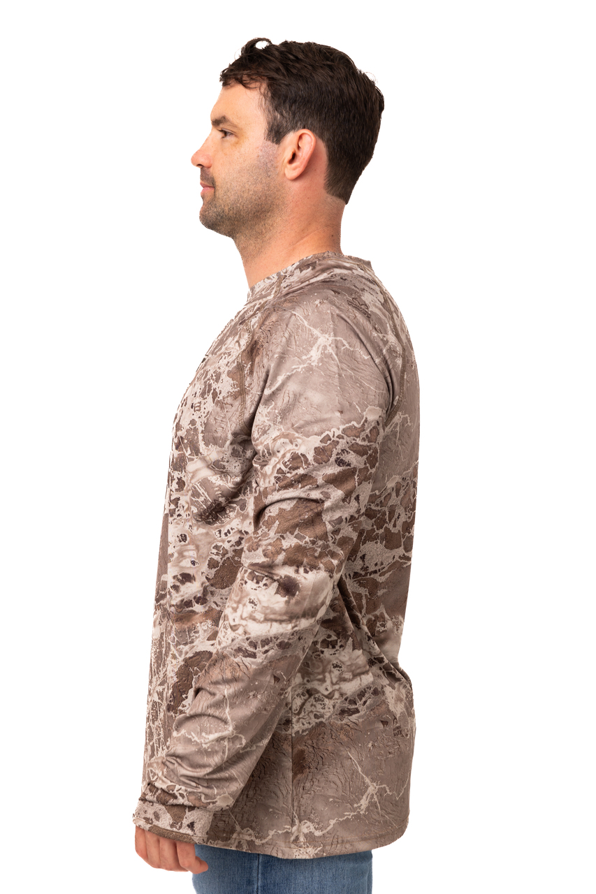 Realtree Fishing Long Sleeve Crew Neck Men's Tan Shirt