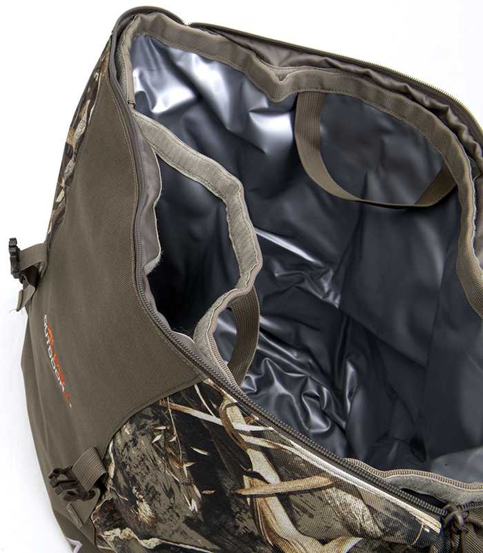 Shop ALPS OutdoorZ Wader Bag | MAX-7 at Realtree.com
