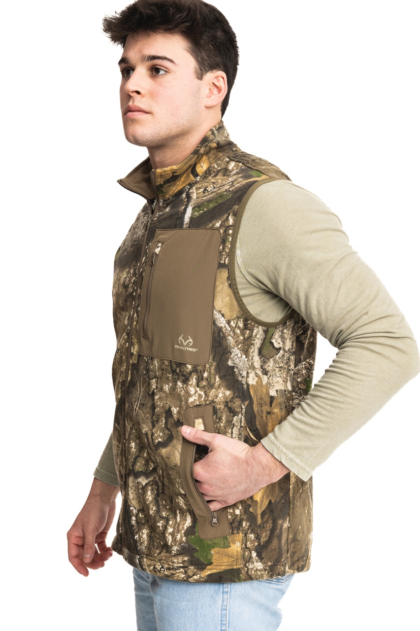DAY ONE CAMOUFLAGE　Hunting Fleece Vest Shop Realtree Men's Fleece Vest | APX at Realtree.com