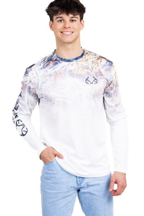 Realtree Men's Long Sleeve Cape Performance Fishing Graphic T-Shirt, Blue, 2XL