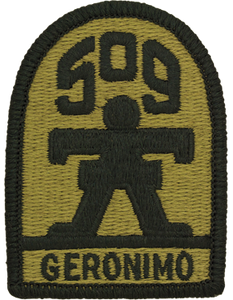 509th Infantry Geronimo Scorpion OCP velcro patch airborne infantry SSI red and white shield parachute wings
