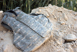 The Advantages and Disadvantages of Kevlar vs UHMWPE Body Armor The Advantages and Disadvantages of Kevlar vs UHMWPE Body Armor