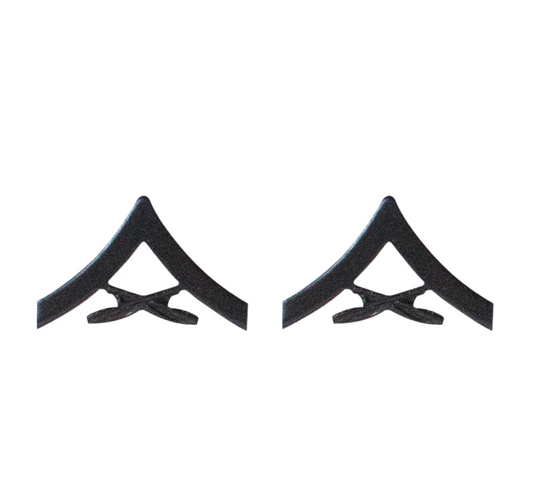 Black subdued U.S. Marine Corps Lance Corporal E-3 pin-on rank chevron with crossed rifles insignia