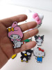 25 Souvenirs Hello Kitty Llavero, Iman, Pin. 4