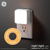 Luz Nocturna Led Ge Con Puertos Usb Dobles, Sensor De Luz De 1