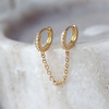 Brincos Handcuff Hoop Double Piercing Dangle Chain - Ouro 3