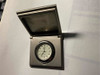 Reloj De Mesa/escri Pequeño Marca Sting En Estuche Metálico 2