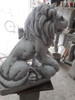 León Con Esfera 5