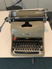 Máquina De Escribir Olivetti 1