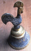 Campana Antigua De Bronce Labrado Con Figura De Gallo 0