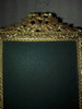 Pequeño Marco De Bronce Rectangular Con Moña 1