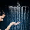 Rociador Moderno Del Cuarto De Baño De La Precipitación De L 1