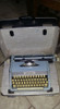 Maquina De Escribir Marca Brother  Con Estuche 3