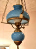 Antiguo Quinque En Opalina Celeste Muy Decorativo Sano Anda 2