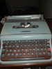 Maquina De Escribir Olivetti Anda Con Funda Original Dura 0