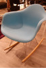 Mecedora Eames Celeste Turquesa 1