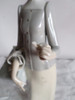 Bella Figura De Mujer Con Canasta Porcelana Lladro 35 Cm Alt 4 Bella Figura De Mujer Con Canasta Porcelana Lladro 35 Cm Alt 4