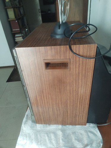 Hitachi Television TV Ca-509E 1982 16 Inches