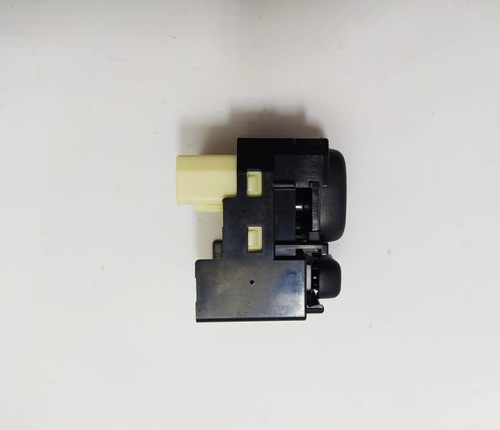 Toyota Electric Mirror Switch - 183574