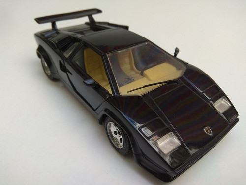Burago Lamborghini Countach 1988 - 1/24 - Made In Italy