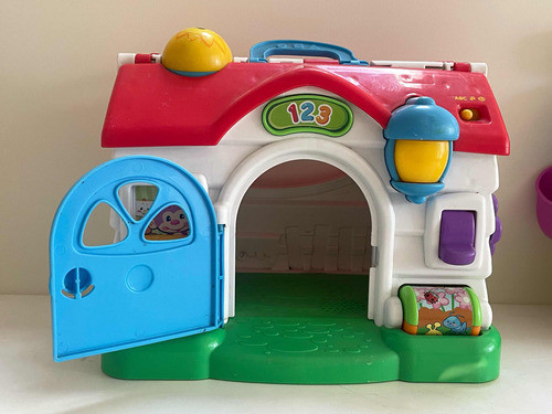 Fisher Price Casita Didáctica Musical 1