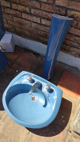 Juego De Baño/sanitaria Azul Con Grifería Completa 0