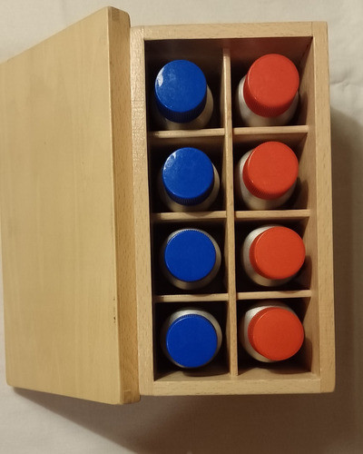 Juego Didáctico Montessori Caja De Botellas Térmicas 1