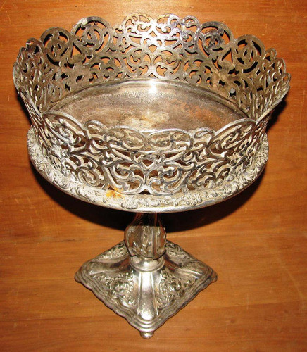 Centro De Mesa Reed&barton Art-nouveaux Plateado Altura 0.34 0