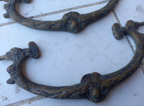 2 Antiguos Repuestos De Manija En Bronce 12,8 X 5,7 X 7mm 1