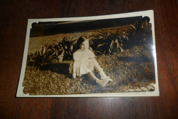 Foto Fotografia Niña Jardin Plantas Vestido 0