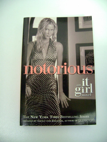 Notorious An It Girl Novel Ziegesar Ingles Papel Gossi Boedo 0