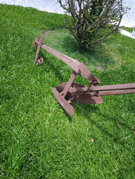 Arado De Campo De Hierro Antiguo 1