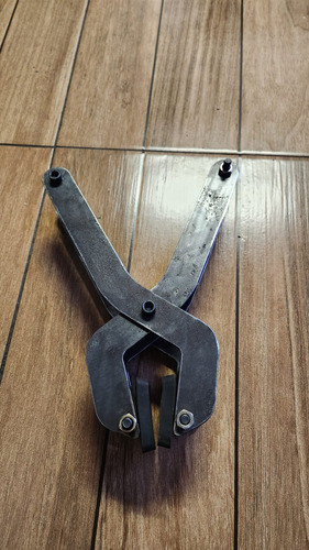 Pinza Mecánica Levanta Bloques 0