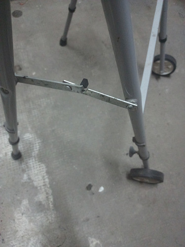 Andador Adulto Tijera Plegable 1