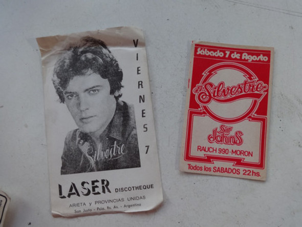 Cantante Silvestre Tarjeta Boliche Entrada Sir Johns Laser 0