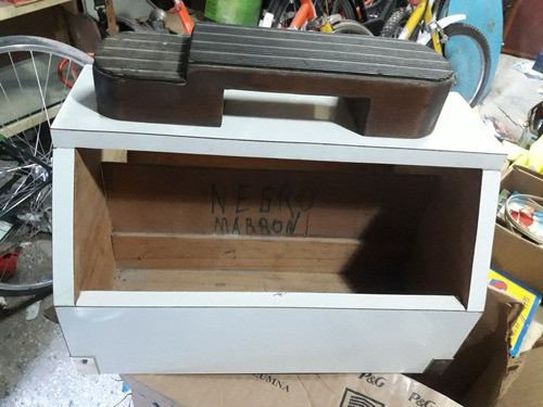 Antiguo Cajón De Lustra Botas 0