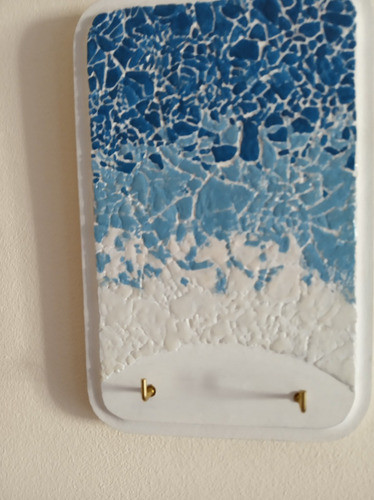 Pequeno Porta Llaves De Pared Sin Uso 0