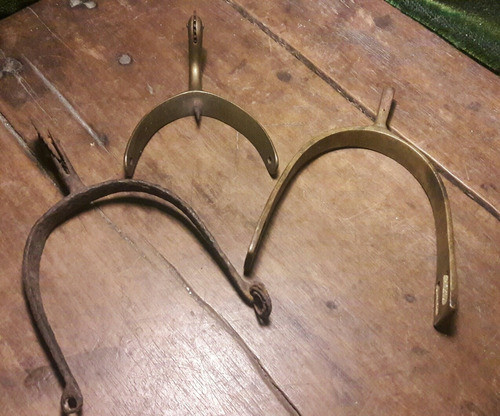 Antiguos Espuelines Adorno Bronce Hierro. 0