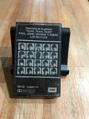 The Beatles- Yeah Yeah Yeah - Cassette- 03 Records 0