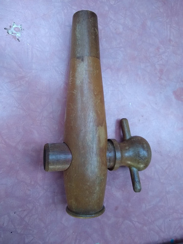 Antiguo Grifo De Madera De Roble Para Barrica 0