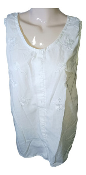 Blusa Blanca Con Flores Bordadas Talle Xg 0