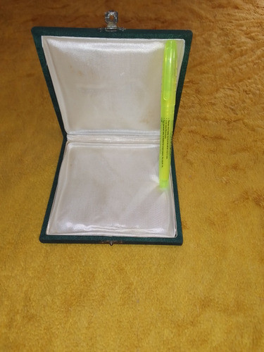 Estuche Antiguo Para Collar 1