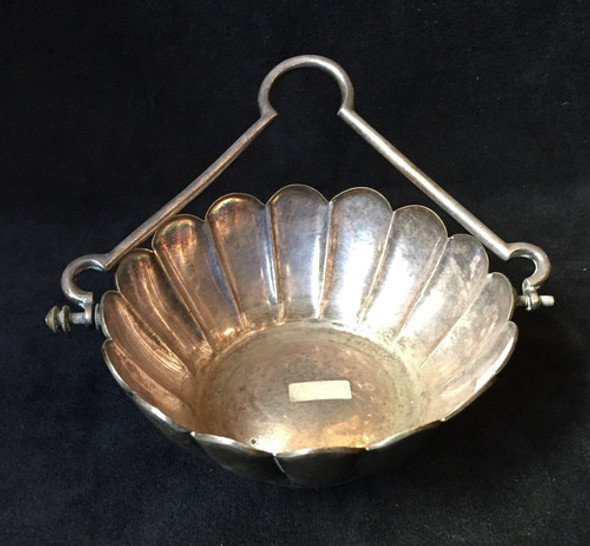 Antigua Canastita De Metal- La Casa De Honduras (3737) 0 Antigua Canastita De Metal- La Casa De Honduras (3737) 0