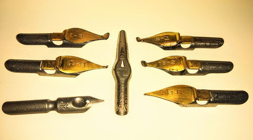 Set De 25 Plumas Antiguas De Acero Para Escritura Y Dibujo 0