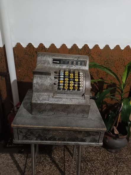 Antigua Caja Registradora 1