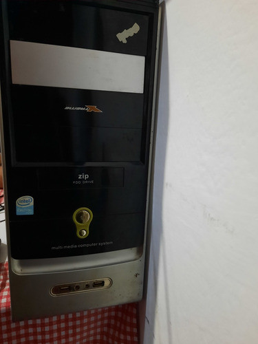 Torre Windows 10 2gb De Ram 0