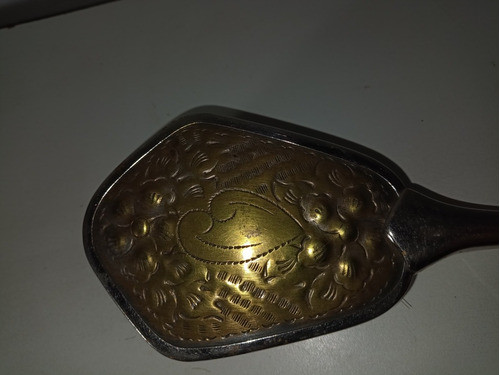 Cepillo Para Ropa Antiguo Metal Trabajado 1