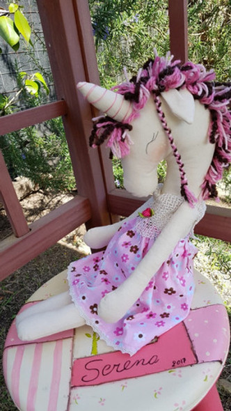 Unicornio De Tela, Muñeca 1