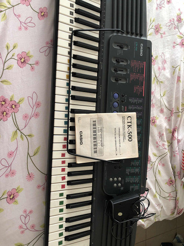 Instrumento Musical Electrónico 0