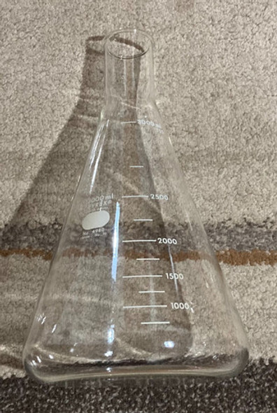 Erlenmeyer Pyrex 3000ml No4980 Borosilicato Con Graduación 1